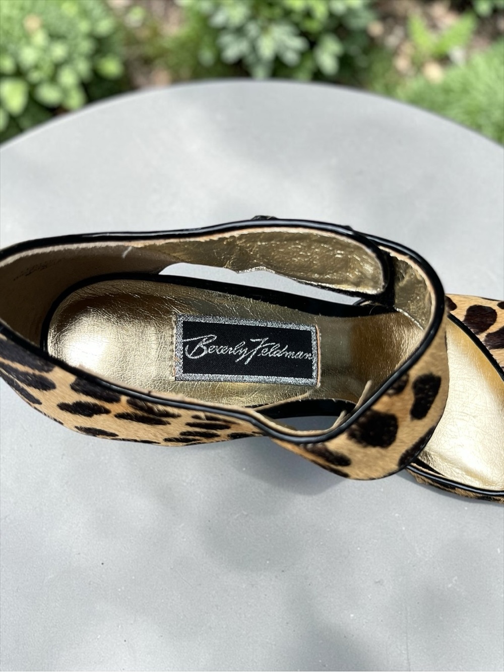 Beverly Feldman Leopard Print Calf Hair Stiletto Heels 8M Ladybug Accent - Picture 6 of 9